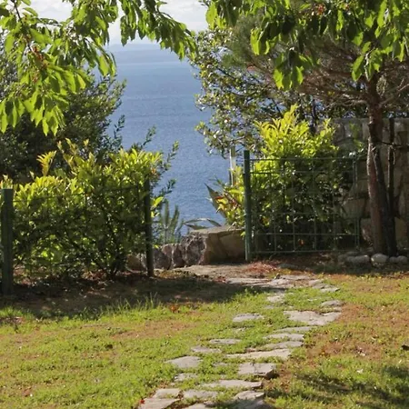 Moscenice 7689c Lägenhet