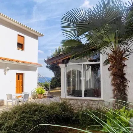 Moscenice 7689c Lägenhet