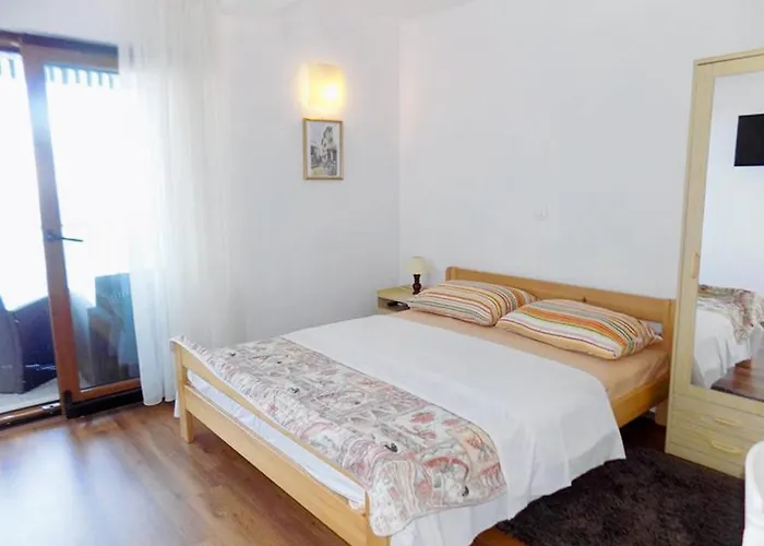 Moscenice 7689c * Mošćenička Draga